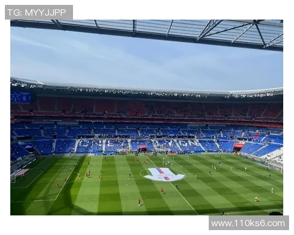 现役十大足球巨星聚焦他们的辉煌成就与绿茵赛场非凡表现