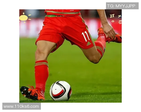 球星同款足球袜全方位展示 专业性能与时尚设计完美结合