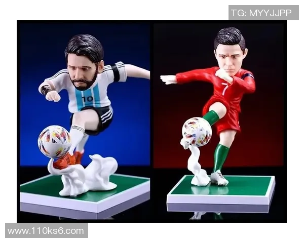 精致足球明星手办模型全方位展示 还原经典赛场瞬间与运动魅力