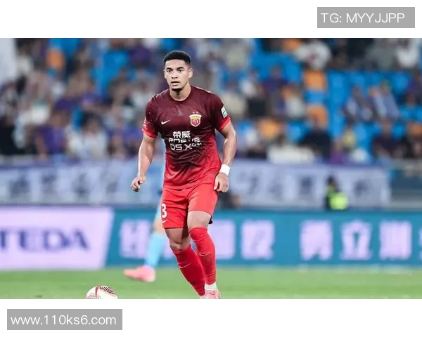 脾气火爆的足球巨星盘点 从场上暴怒到场下争议引发的风波