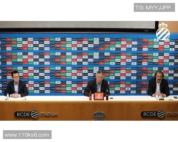 足球星辉公司引领足球产业新纪元打造全球顶级足球品牌与市场影响力